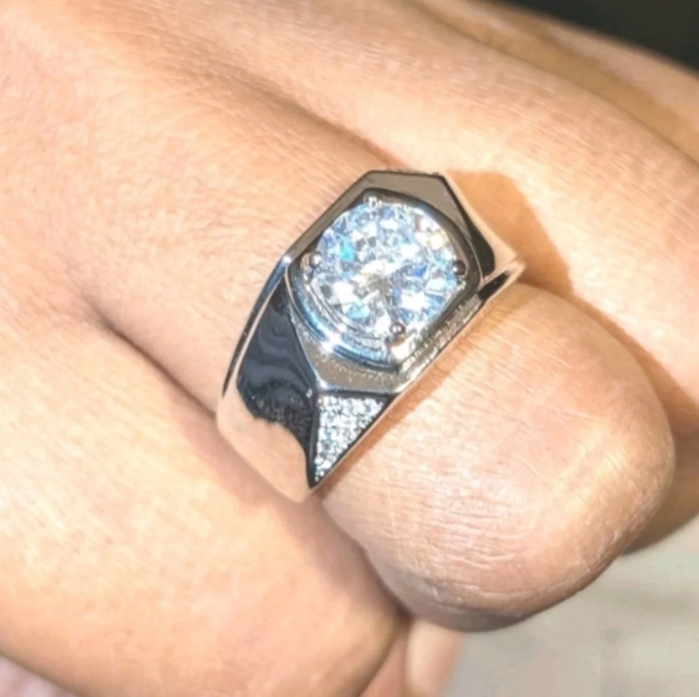 3ctw White Oval Moissanite Mens Wedding Ring In Sterling silver Sz 8